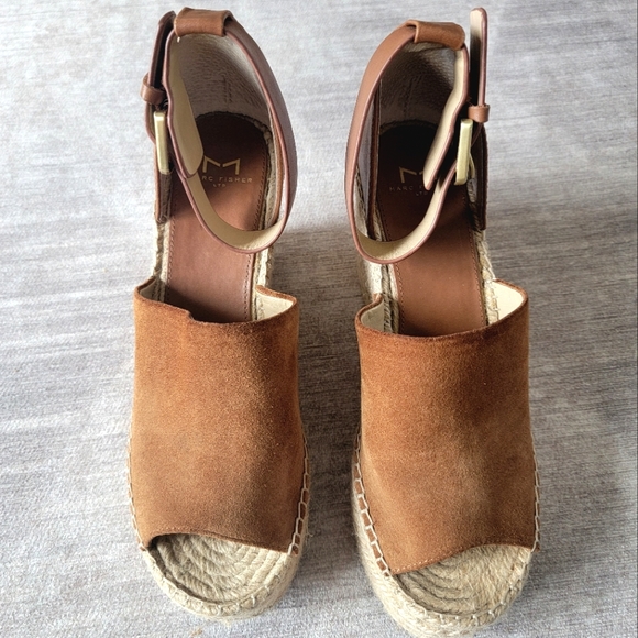 Marc Fisher ‘Adalyn' Espadrille Wedge Sandal Excellent Condition Camel Brown - Picture 7 of 11